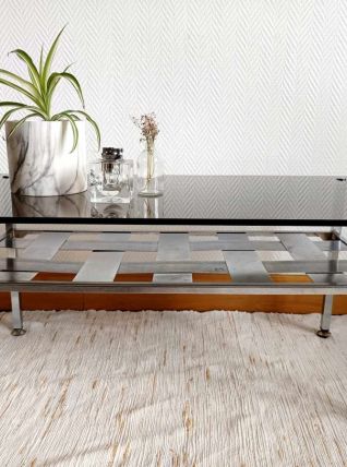 Table basse aluminium brossé et verre fumé 1970 