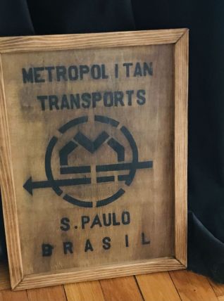 Plaque bois métro Brésil vintage