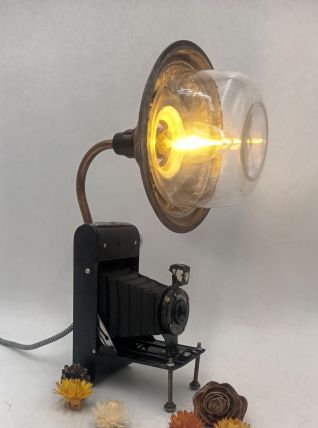 Lampe industrielle, Detournement d'objet