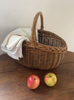 Grand panier vintage en osier tressé.