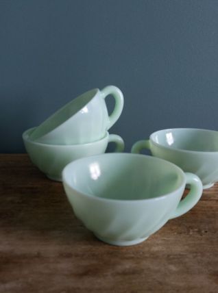 Tasses opaline vert pâle mint