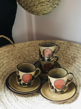 Tasses et soucoupes vintage