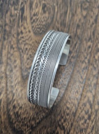 Bracelet torque en argent