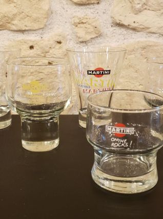 Lot de verres à Martini dépareillés