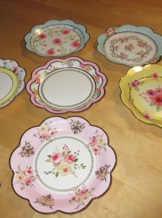 6 Assiettes a desserts en carton epais style vintage