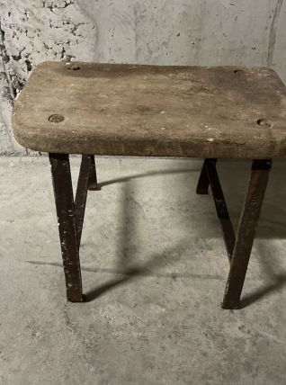 Tabouret bas industriel