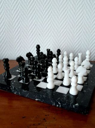 Jeu d'échecs en marbre de Corfou