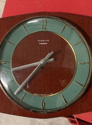 Horloge en formica Vedette transistor