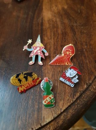 Lot de 5 pin's vintage 