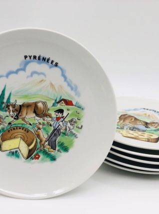 6 Assiettes à fromage en porcelaine. 