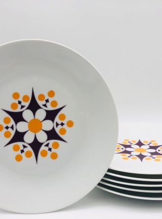 6 assiettes plates en porcelaine de bohème, 1970s, TK Thun -