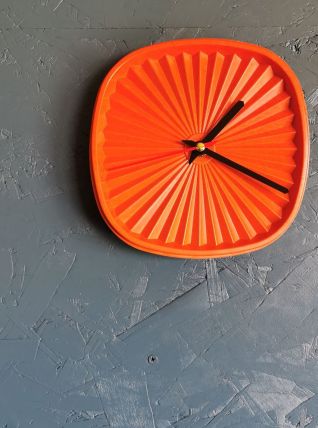 Horloge pendule murale vintage silencieuse Tupperware orange