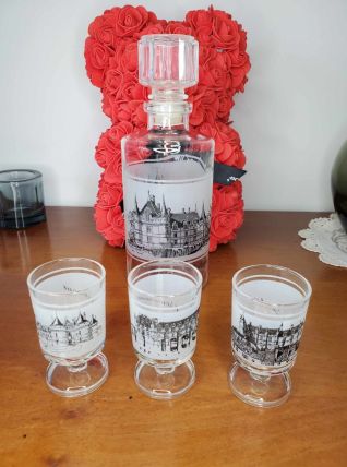 Ensemble Carafe et 3 verres à liqueur, Chateaux de la Loire