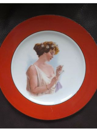 Assiette portrait de femme de A. Massé Mehun