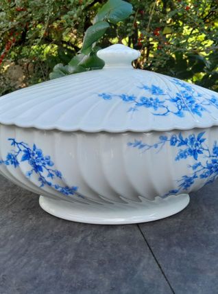 HAVILAND Limoges porcelaine soupière décor de cerisier bleu