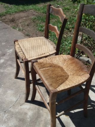 Lot  4 chaises bistrot