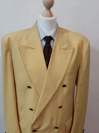 Incroyable veste croisé jaune