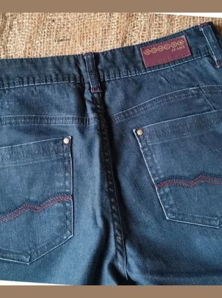 Jeans bleu Bonobo modèle Roma (T36) en très bon état