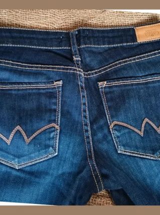 Jeans bleu Le Temps des Cerises modèle 316 Basic (W24) neuf 