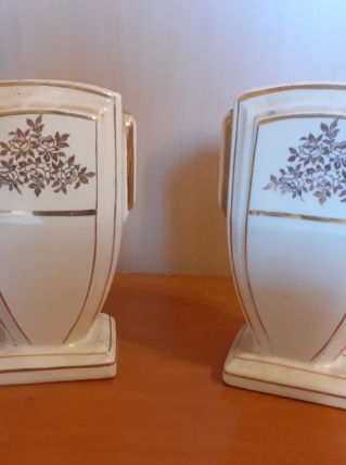 2 vases de cheminées décor doré