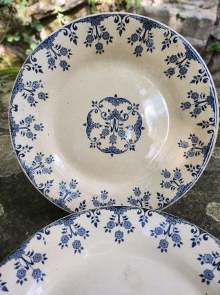 6 assiettes plates terre de fer model Florence 