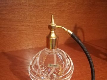 Vaporisateur pour parfum ancien vintage en pierre - Ressourcerie Histoires  Sans Fin