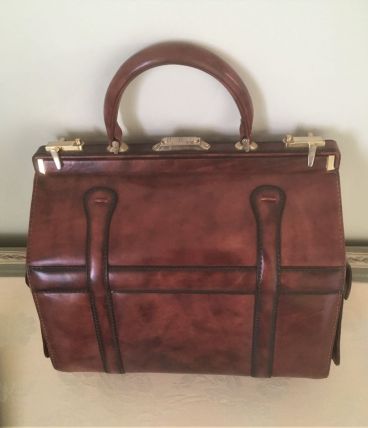 Très beau sac tout cuir vintage TBE 