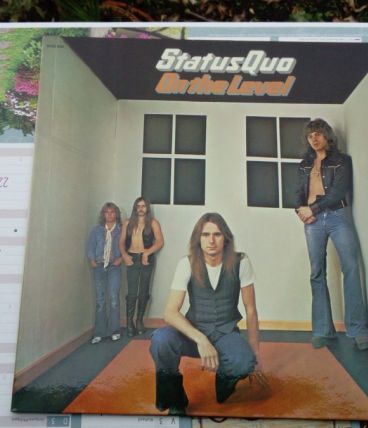 Vinyle Status Quo - On The Level - EO de 1974