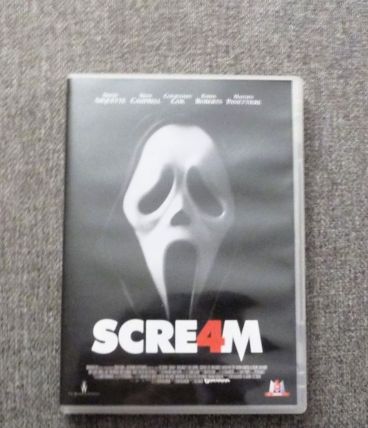 Scream 4- Wes Craven- M6 Vidéo   