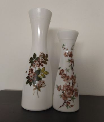 Vase opaline vintage 