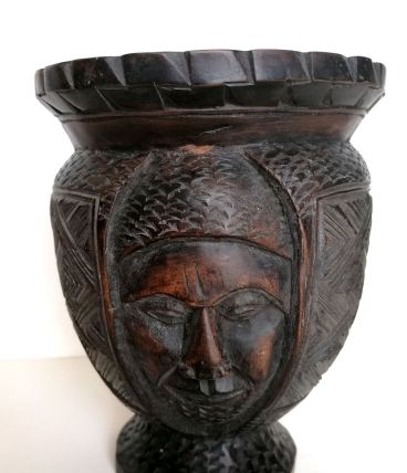 Vase rituel tricéphale Congo 