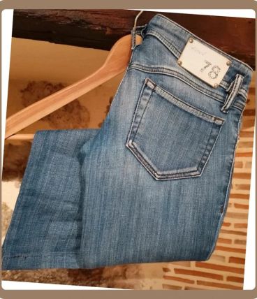 Jeans bleu Diesel modèle Matic (W27 L34) en bon état