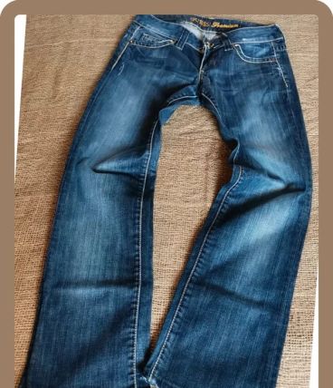 Jeans bleu Guess Premium modèle Daredevil Straight leg (W28)