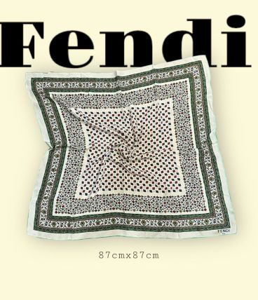 Foulard carré en soie FENDI