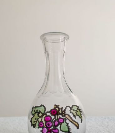 Carafe en Verre  émaillé - Signé F.B