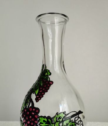 Carafe en verre émaillé signé F.D