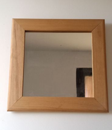 Miroir encadré en bois solide