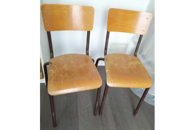 Lot de 2 chaises d'école