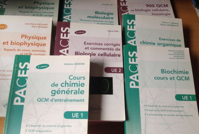 Lot de manuels de PACES/1ère année de médecine