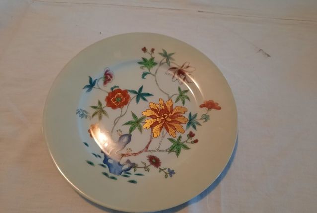 Lots 6 assiettes porcelaine 25cm