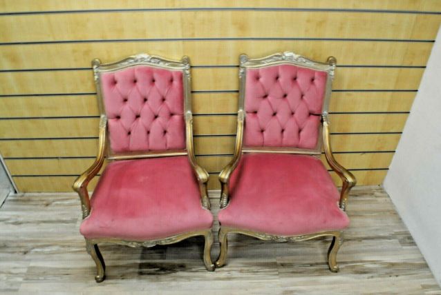 deux FAUTEUIL rose