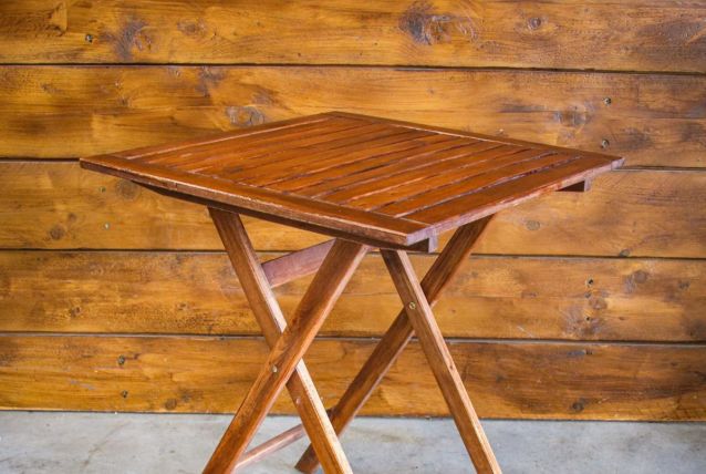 Table en bois pliante 