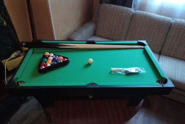 billard de table ( 92 X 50 cms )