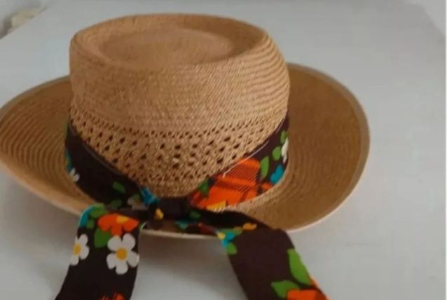 Chapeau de plage femme 